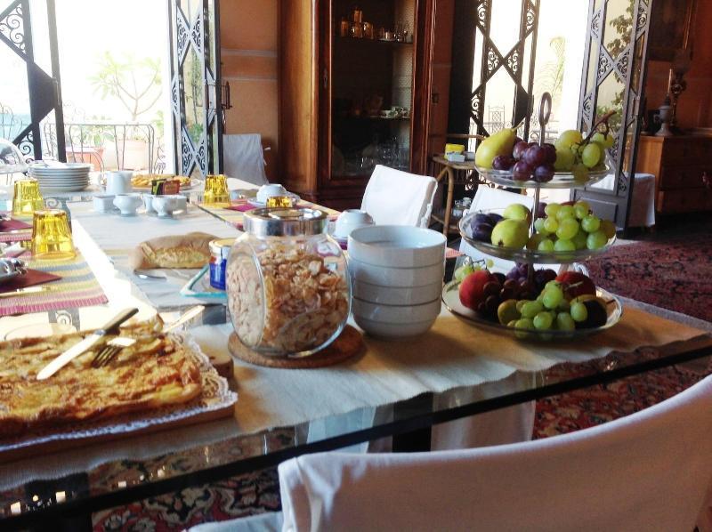 ريبوسْتو B&B Di Charme Camelie Palazzo Nicotra المظهر الخارجي الصورة
