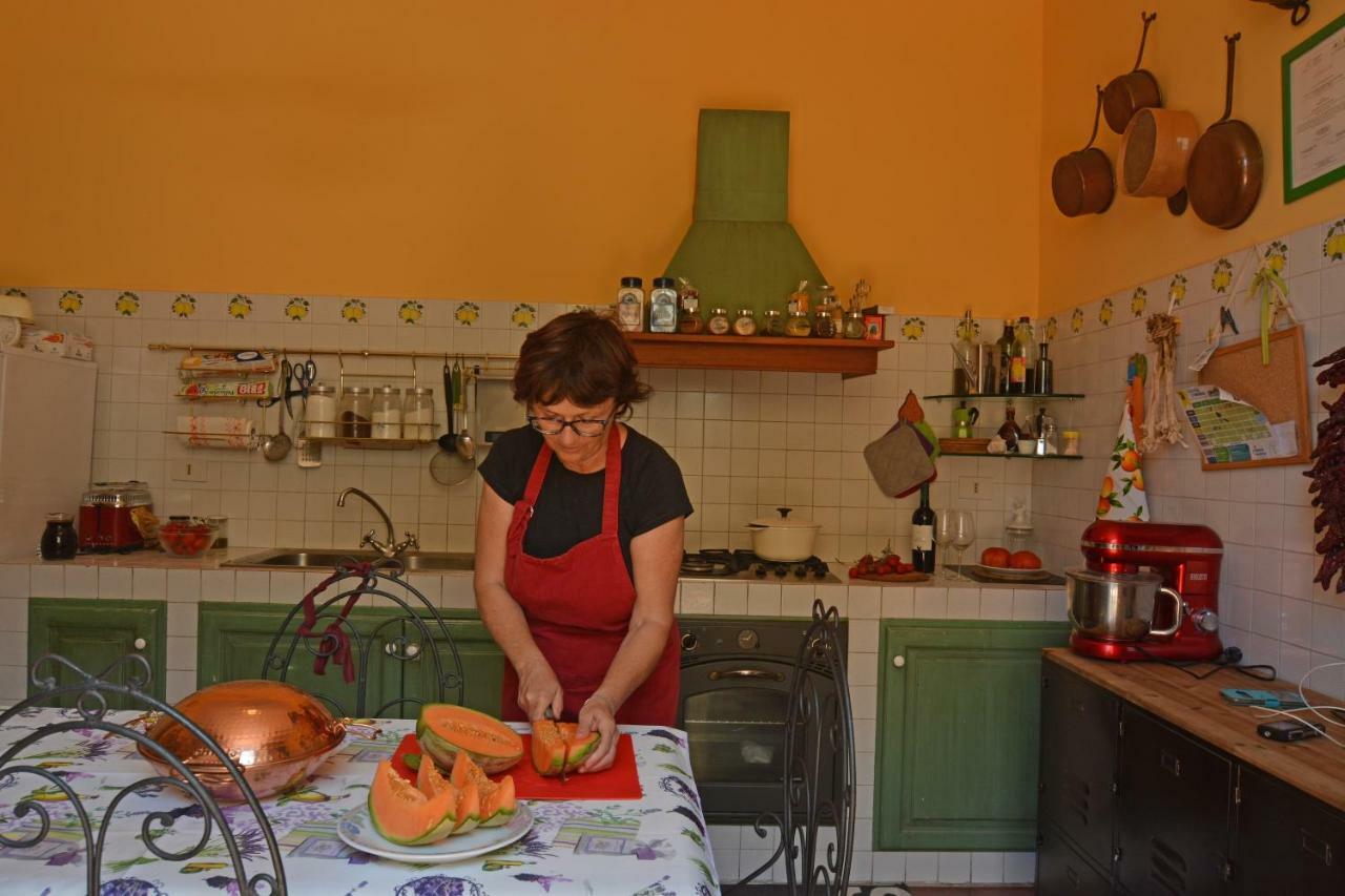 ريبوسْتو B&B Di Charme Camelie Palazzo Nicotra المظهر الخارجي الصورة