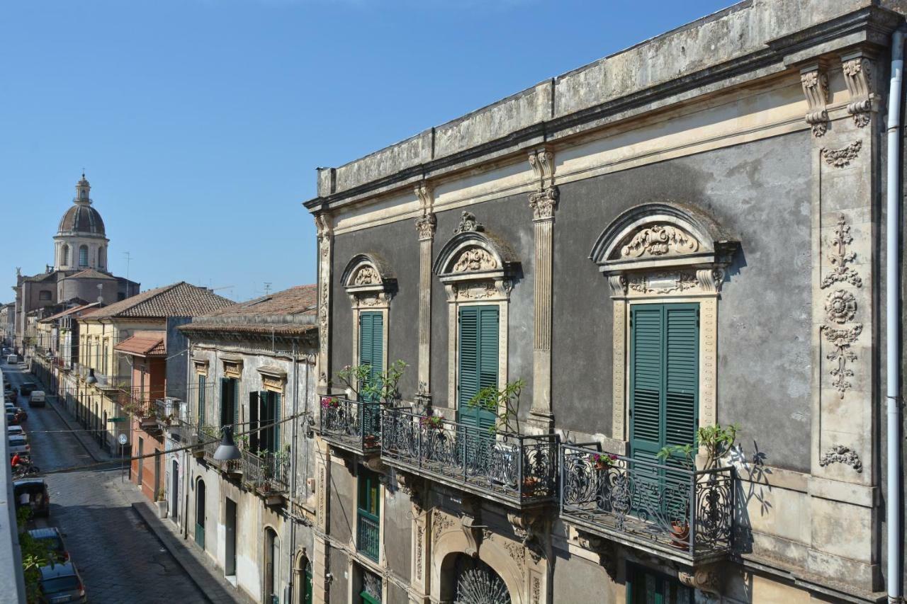 ريبوسْتو B&B Di Charme Camelie Palazzo Nicotra المظهر الخارجي الصورة