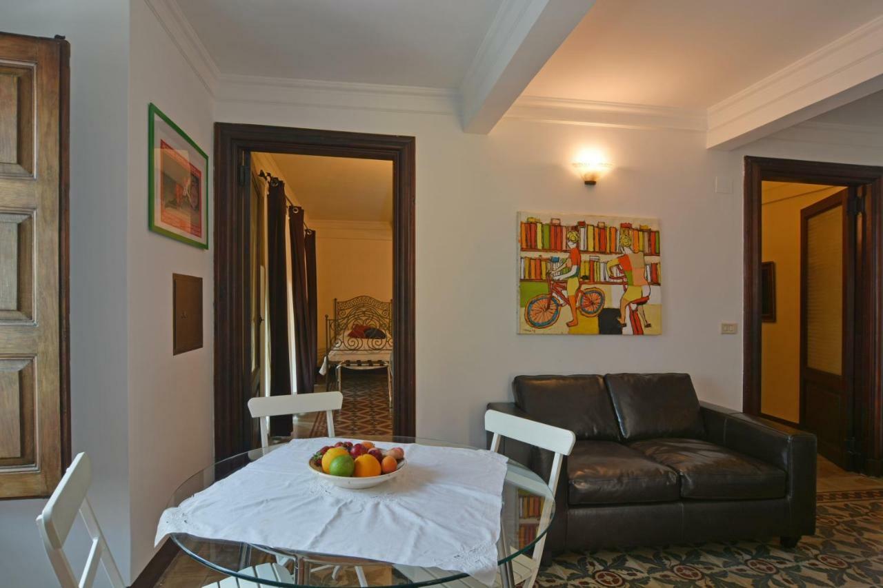 ريبوسْتو B&B Di Charme Camelie Palazzo Nicotra المظهر الخارجي الصورة