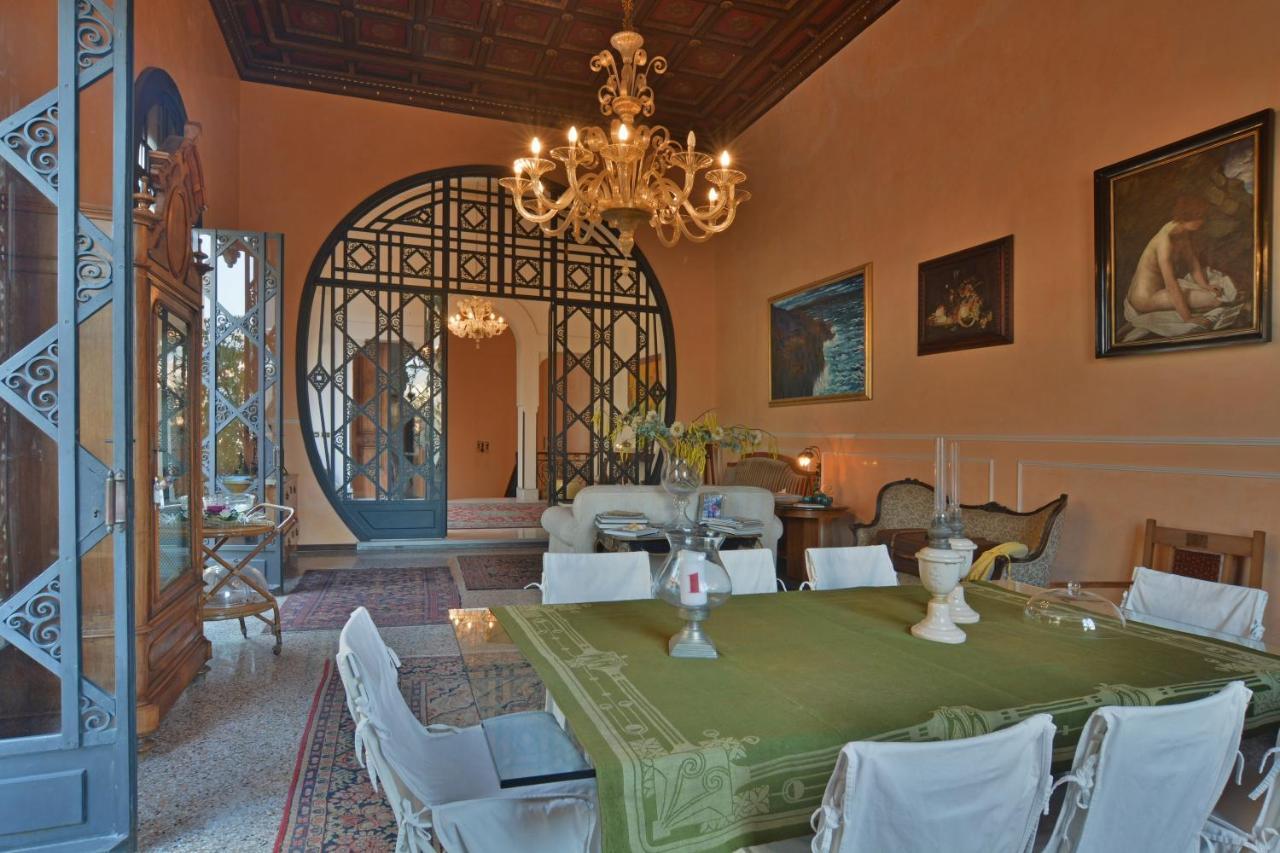 ريبوسْتو B&B Di Charme Camelie Palazzo Nicotra المظهر الخارجي الصورة