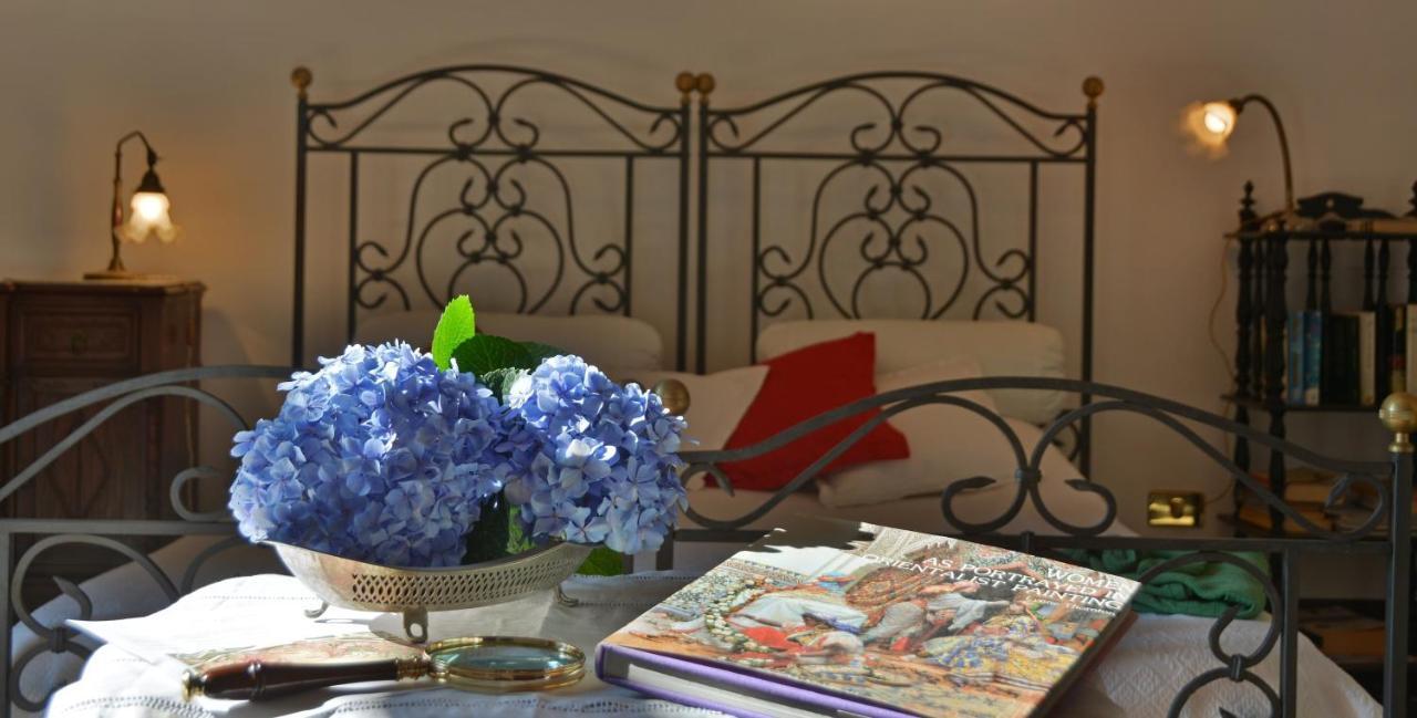 ريبوسْتو B&B Di Charme Camelie Palazzo Nicotra المظهر الخارجي الصورة